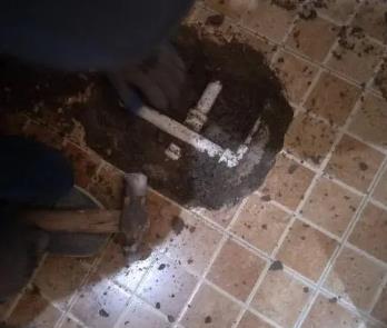 泸水卫生间漏水维修公司为您分享下卫生间渗水如何处理及注意事项